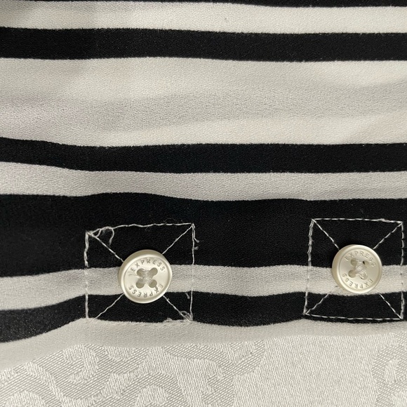 Express women. XS top blouse shirt, long sleeve. Black and white stripes - Picture 5 of 7